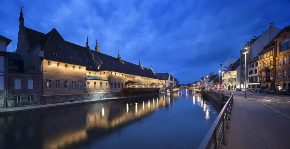 Ancienne douane, Strasbourg by night