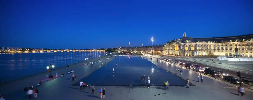 Place de La Bourse, Bordeaux by night