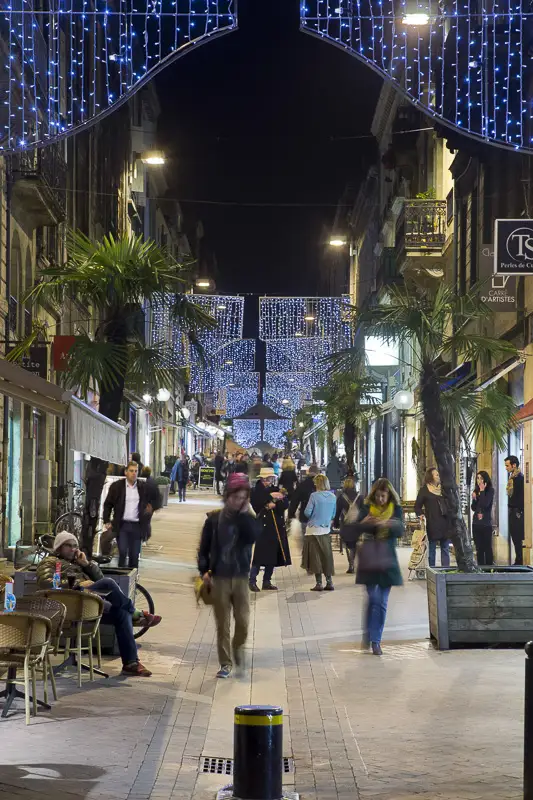 Rue des Remparts, Bordeaux by night