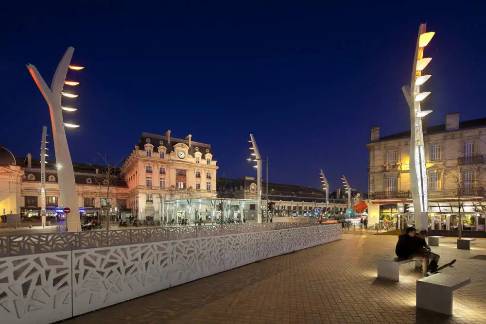 Gare Saint Jean, Bordeaux by night