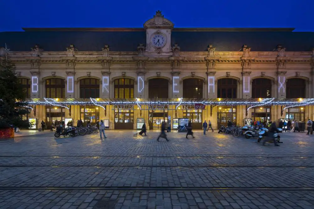 Gare Saint Jean, Bordeaux by night