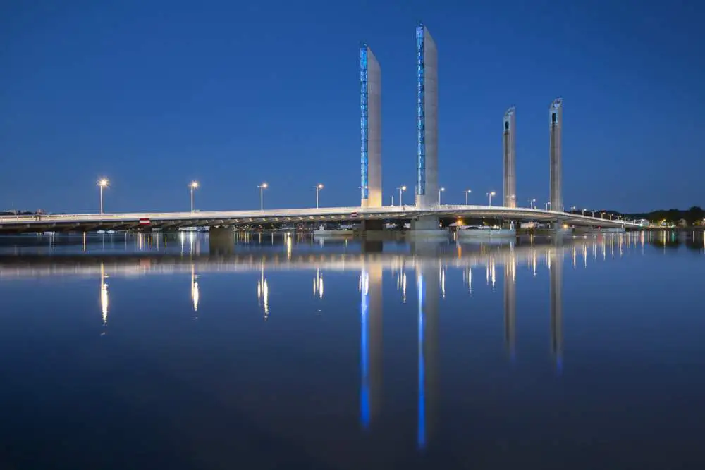 Pont Chaban Delmas, Bordeaux by night