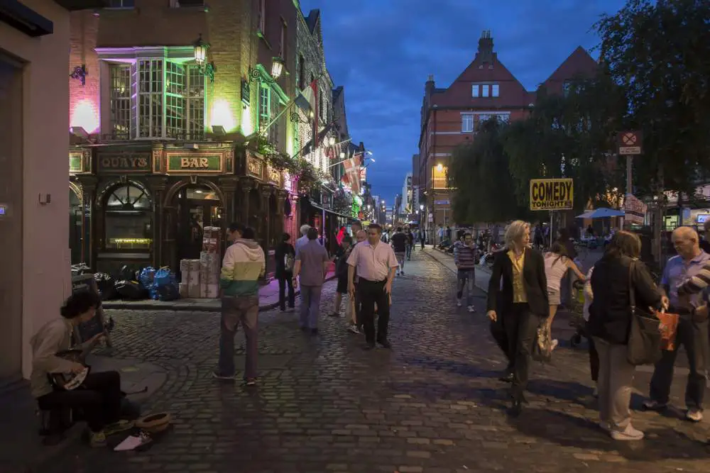 Dublin by night